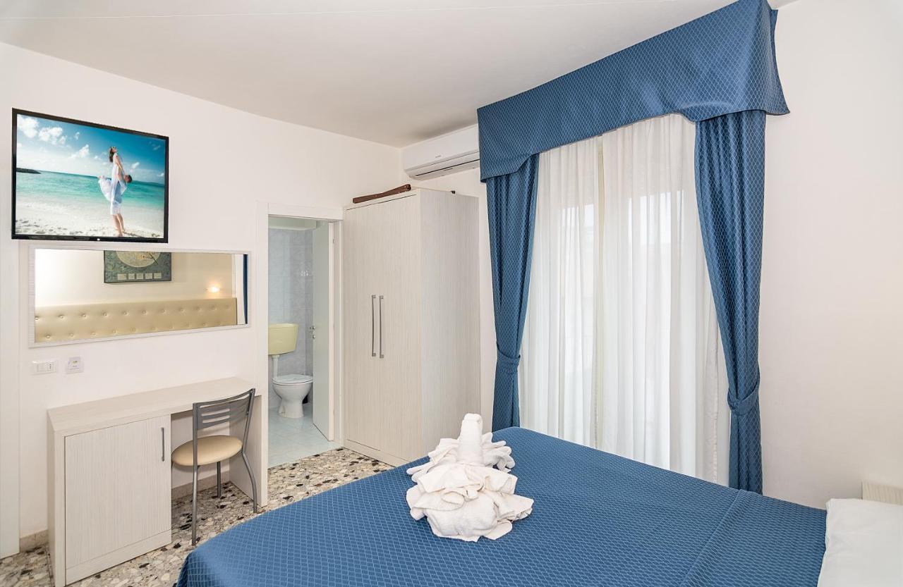 Hotel Caribe Viareggio Exteriör bild