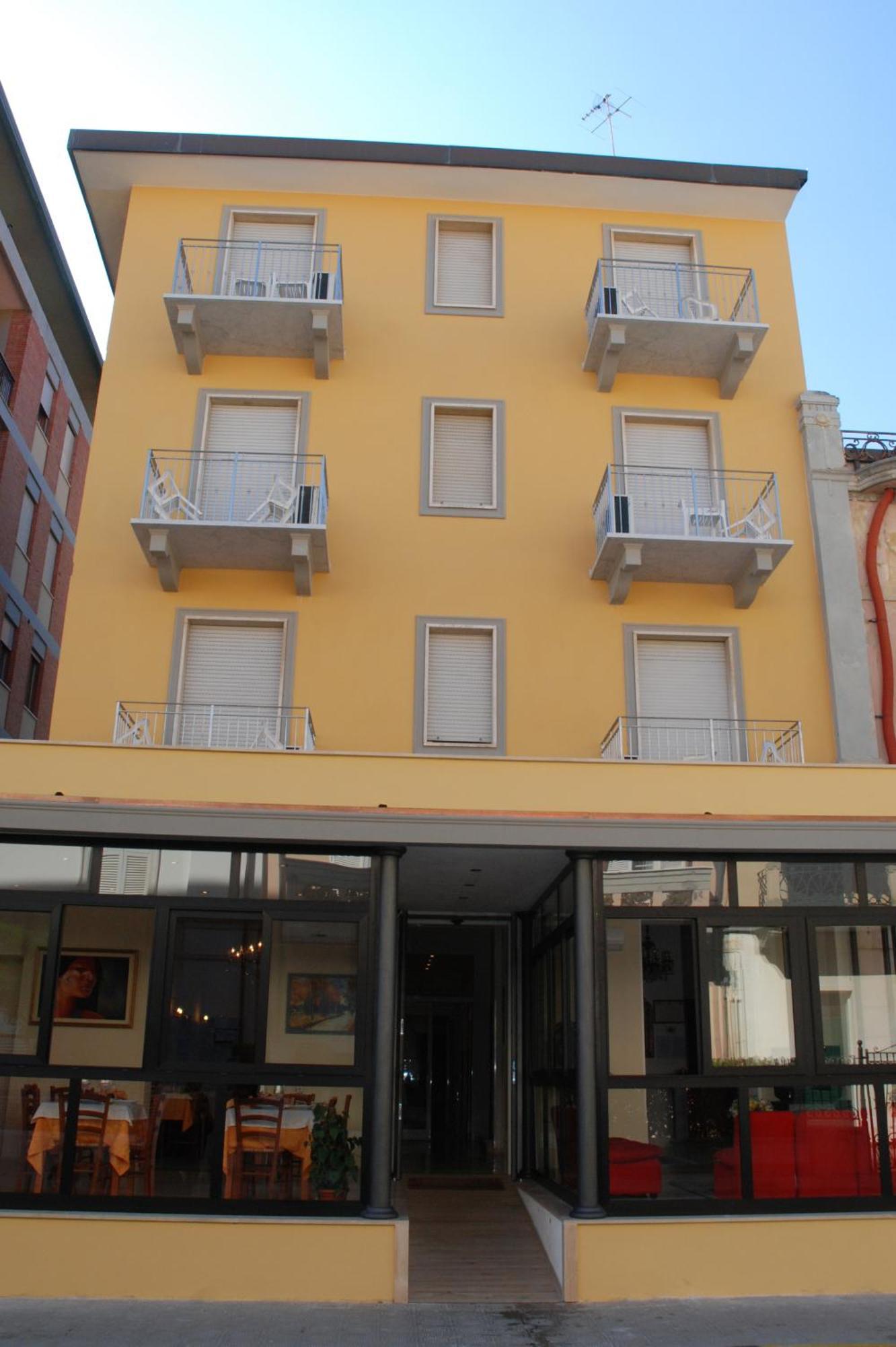 Hotel Caribe Viareggio Exteriör bild