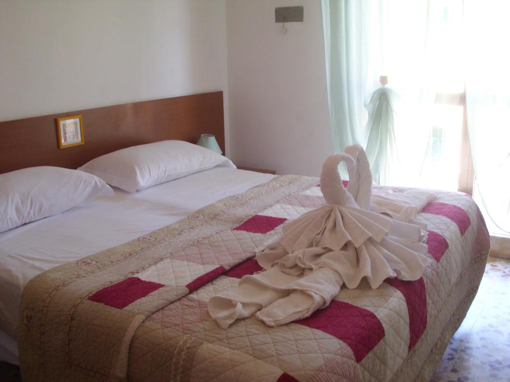 Hotel Caribe Viareggio Exteriör bild