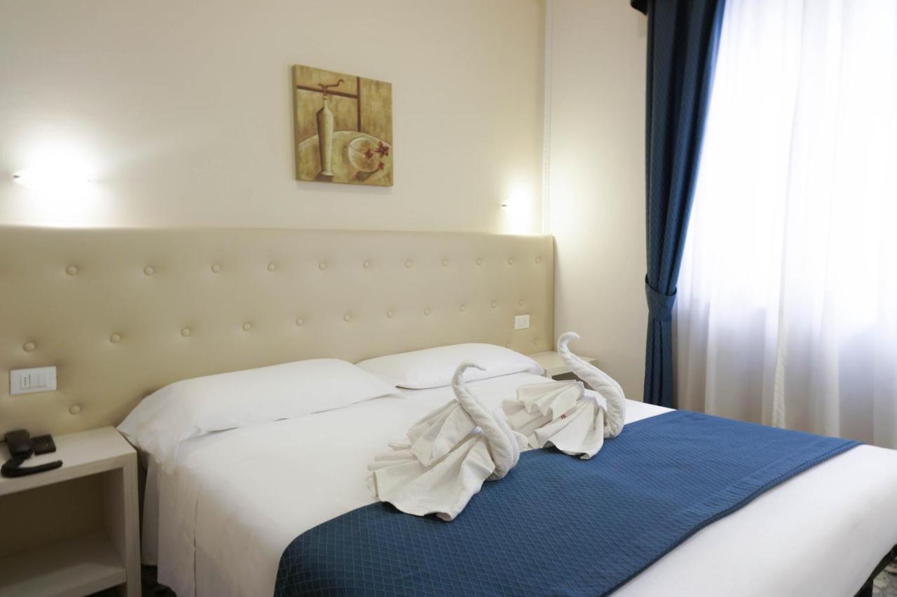 Hotel Caribe Viareggio Exteriör bild